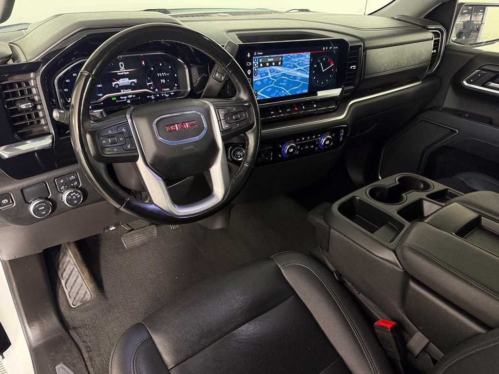 Used 2025 GMC Sierra 1500 SLT RWD image 13