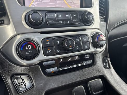 Used 2015 GMC Yukon XL SLT AWD/4WD image 39