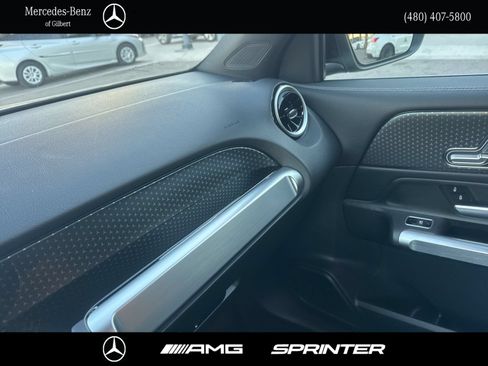 Certified 2025 Mercedes-Benz GLB 250 image 23