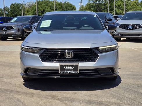 Used 2023 Honda Accord Sport image 4
