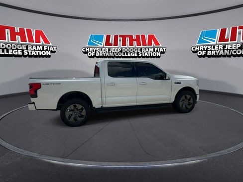 Used 2025 Ford F150 Lightning Lariat AWD/4WD image 8