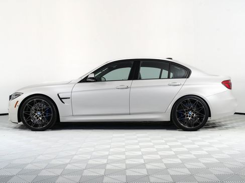 Used 2018 BMW M3 RWD image 18