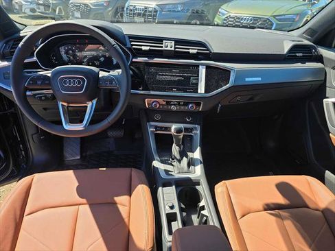 Used 2025 Audi Q3 2.0T Premium Plus w/ Premium Plus Package AWD/4WD image 21