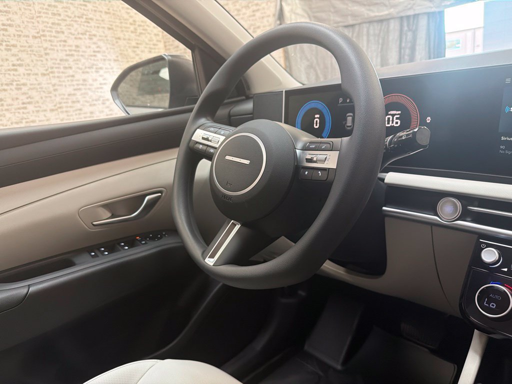 New 2026 Hyundai Tucson SEL Plus FWD image 18