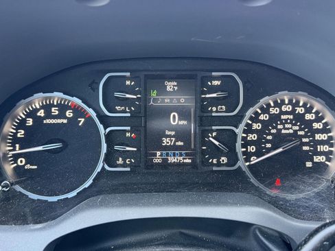 Used 2021 Toyota Tundra SR5 image 24