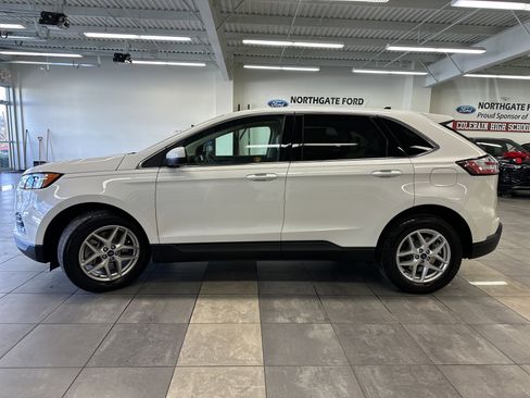 Certified 2022 Ford Edge SEL w/ Convenience Package image 16