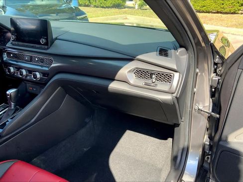 Used 2023 Acura Integra A-Spec image 18