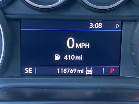 Used 2020 Chevrolet Silverado 1500 RST image 23