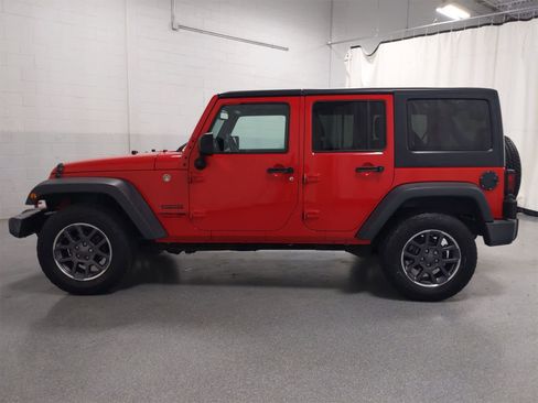 Certified 2018 Jeep Wrangler Unlimited Sport S image 11