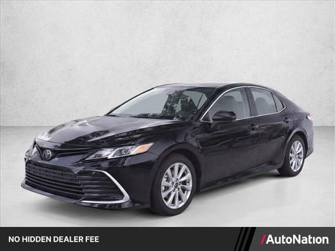 Used 2024 Toyota Camry LE FWD image 1