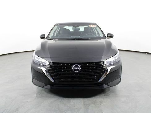 Certified 2025 Nissan Sentra S FWD image 14