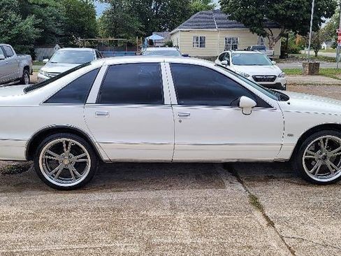 Used 1993 Chevrolet Caprice Classic LS image 4