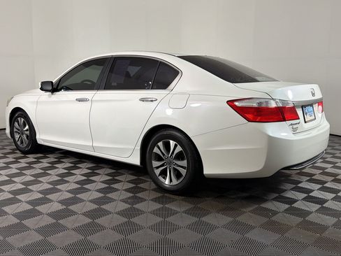 Used 2013 Honda Accord LX image 2