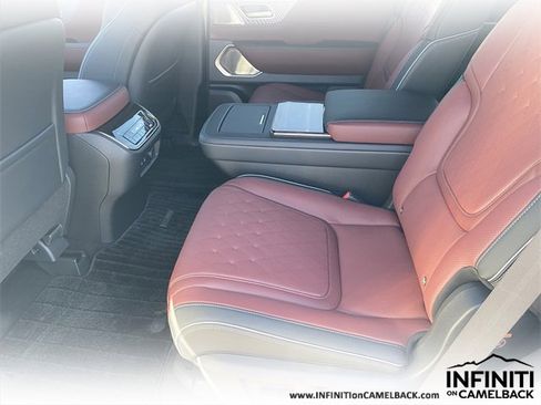 New 2026 INFINITI QX80 Autograph image 17