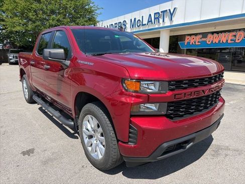 Used 2020 Chevrolet Silverado 1500 Custom w/ Custom Value Package RWD image 2