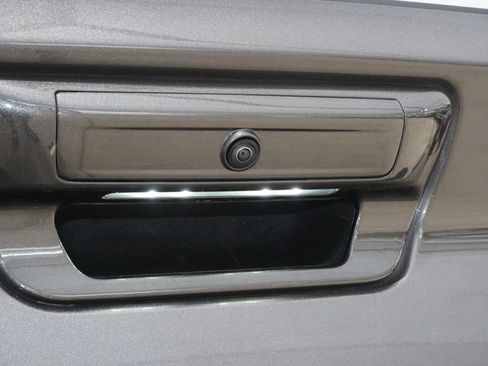 Used 2025 RAM 2500 Laramie AWD/4WD image 35