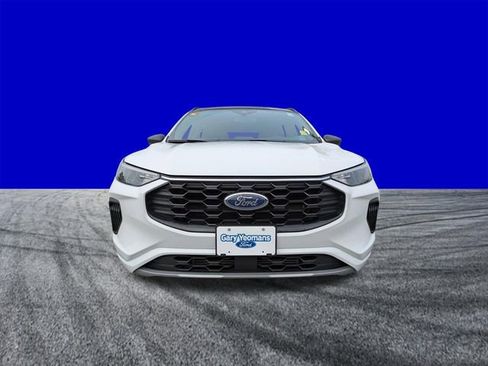 Certified 2023 Ford Escape ST-Line AWD/4WD image 9