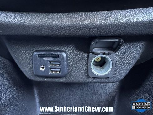 Used 2021 Chevrolet Traverse RS w/ LPO, Floor Liner Package image 38