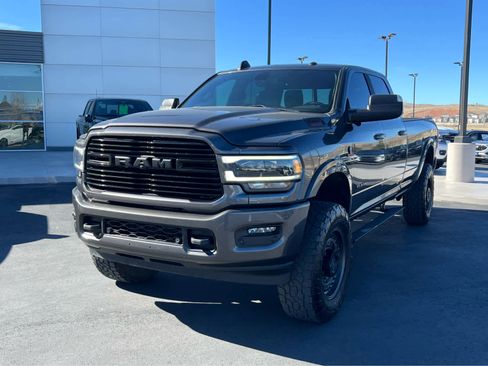 Used 2022 RAM 2500 Laramie image 2