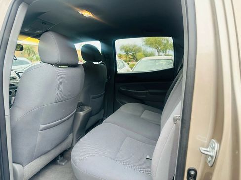 Used 2007 Toyota Tacoma PreRunner image 12