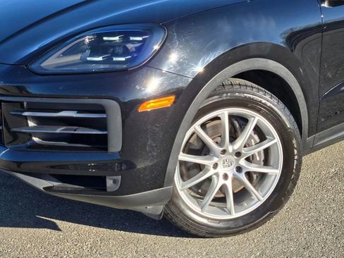 Used 2024 Porsche Cayenne image 9