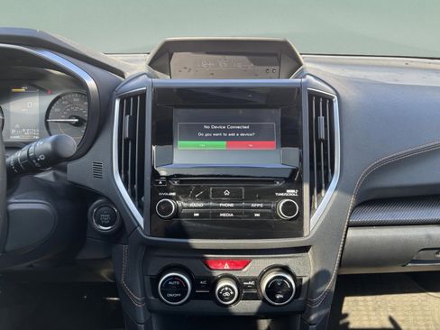 Used 2021 Subaru Crosstrek 2.0i Premium w/ Moonroof Package image 10