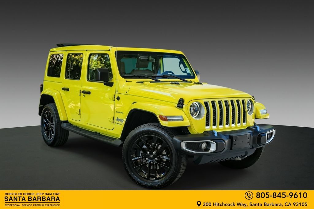 Used 2023 Jeep Wrangler Unlimited Sahara w/ Cold Weather Group AWD/4WD image 1