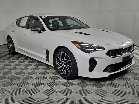 Used 2022 Kia Stinger GT-Line image 3