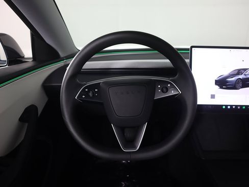 Used 2025 Tesla Model 3 Long Range image 41