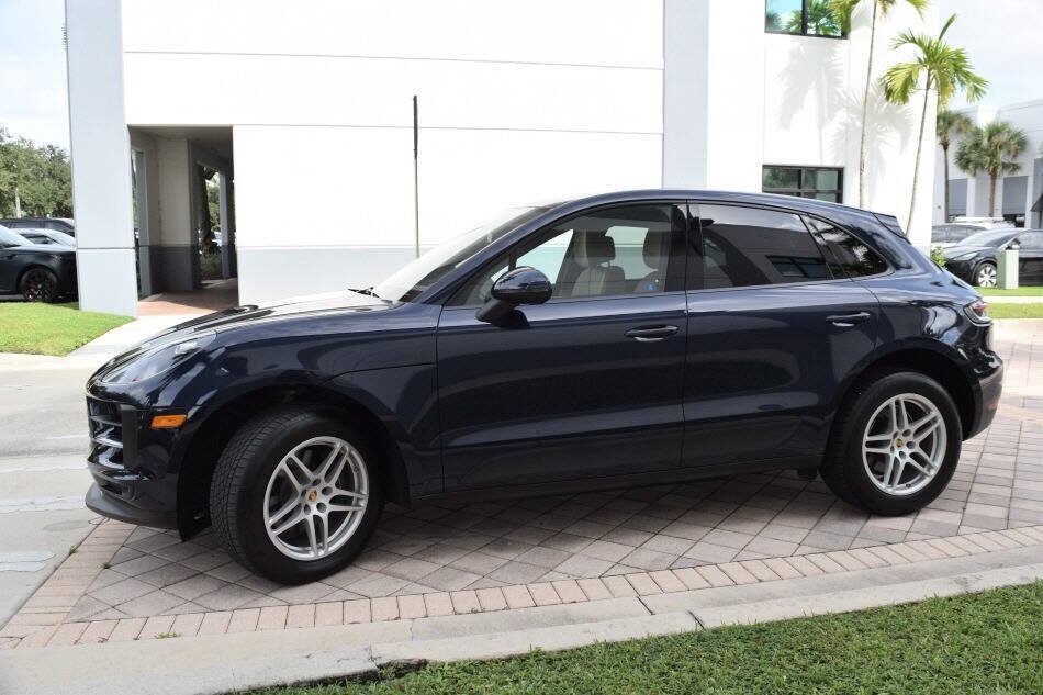 Used 2019 Porsche Macan AWD/4WD image 4