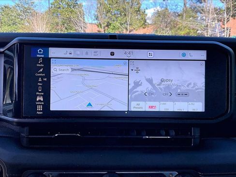 Certified 2024 Jeep Wrangler Sahara w/ Technology Group image 13