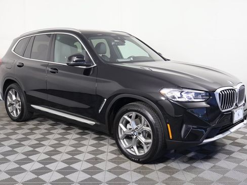Used 2024 BMW X3 sDrive30i w/ Convenience Package RWD image 3