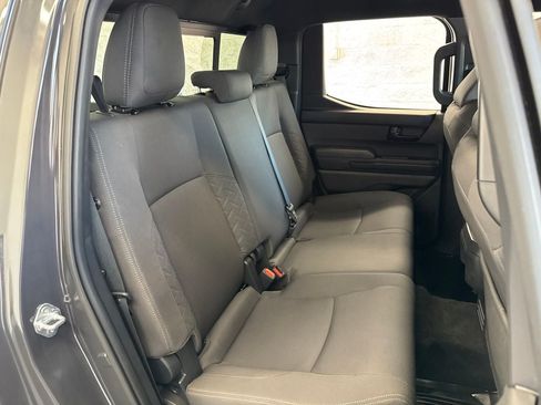 Certified 2025 Toyota Tacoma SR5 w/ SR5 Upgrade Package AWD/4WD image 41