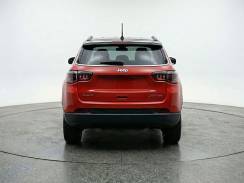 Used 2025 Jeep Compass Limited AWD/4WD image 7