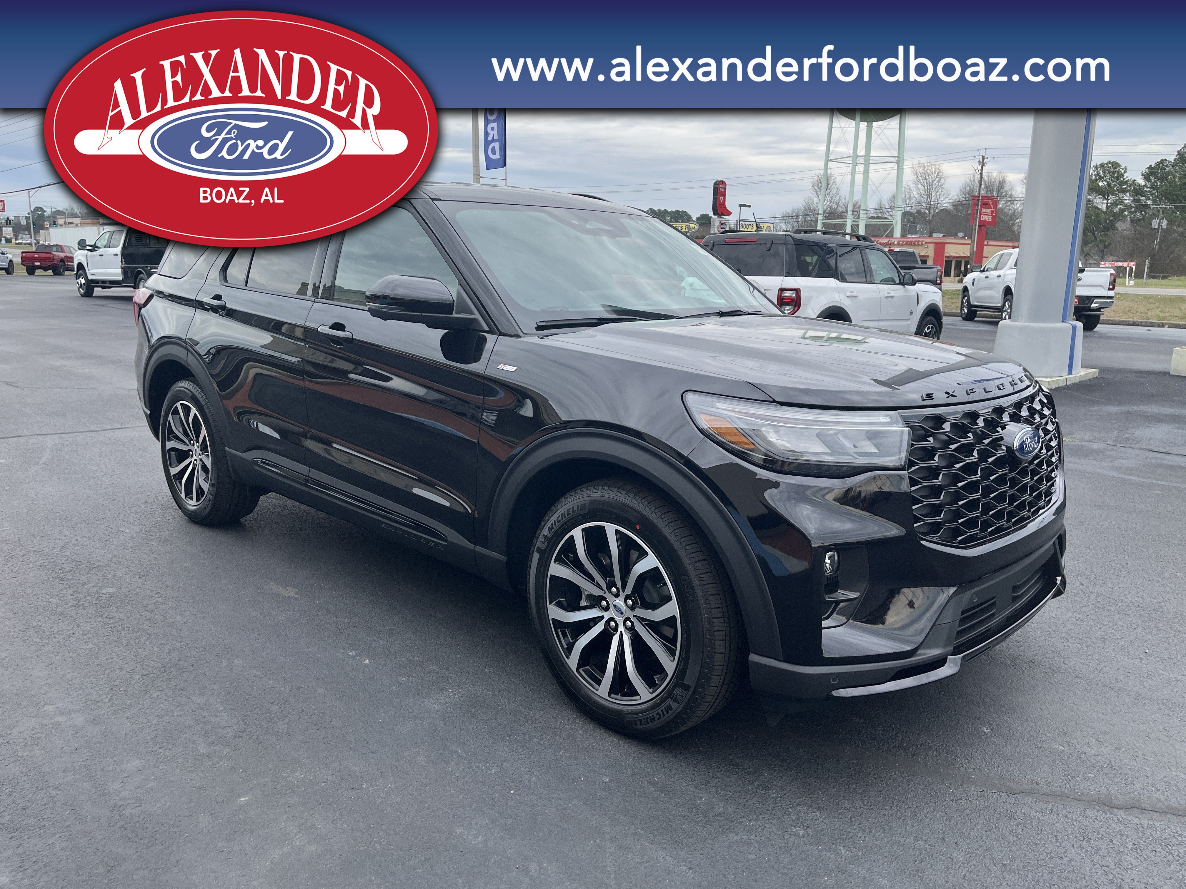 New 2026 Ford Explorer ST-Line RWD image 3