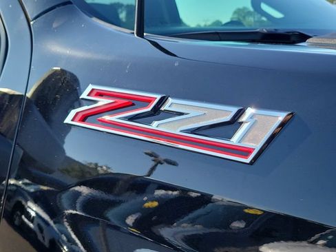 Certified 2025 Chevrolet Silverado 2500 LTZ w/ LTZ Convenience Package AWD/4WD image 9