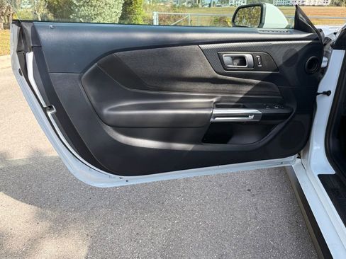 Used 2024 Ford Mustang Coupe image 25