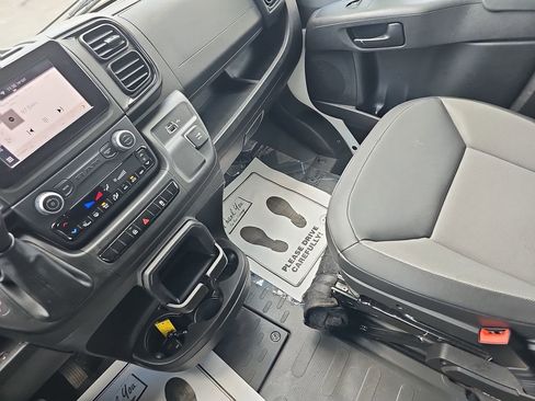 Used 2025 RAM ProMaster 2500 w/ Convenience Group FWD image 27