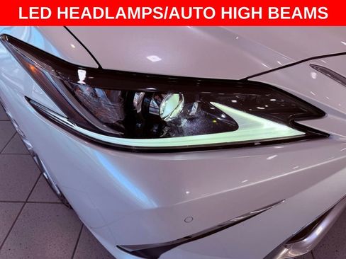 Certified 2020 Lexus ES 350 w/ Luxury Package image 10