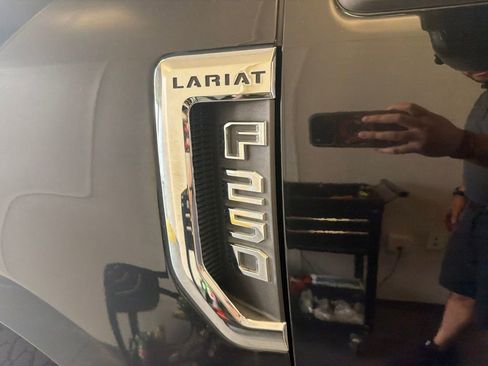 Used 2019 Ford F250 Lariat w/ Lariat Ultimate Package AWD/4WD image 4