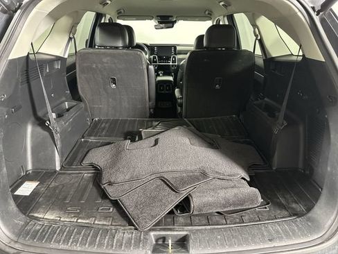 Used 2021 Kia Sorento EX image 31