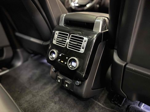 Used 2019 Land Rover Range Rover HSE image 48