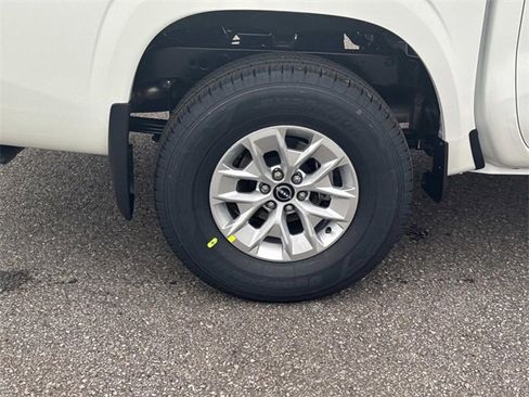 New 2026 Nissan Frontier S image 11