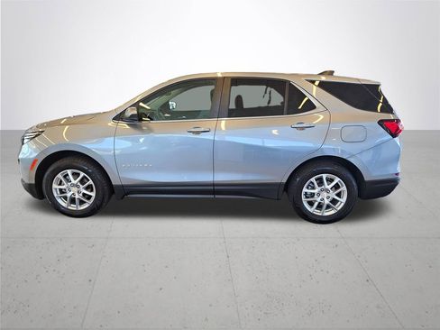 Used 2023 Chevrolet Equinox LT w/ Driver Convenience Package AWD/4WD image 10