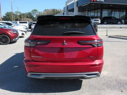 New 2026 Mitsubishi Outlander SEL FWD image 4