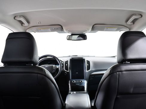 Used 2022 Ford Edge SEL w/ Convenience Package image 17