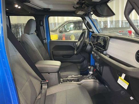 New 2026 Jeep Wrangler Unlimited Sport AWD/4WD image 15