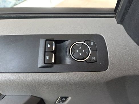 Used 2016 Ford F150 XLT AWD/4WD image 33
