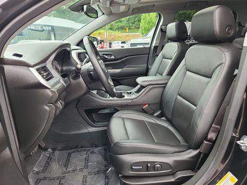 Used 2023 GMC Acadia SLT w/ Elevation Edition AWD/4WD image 16