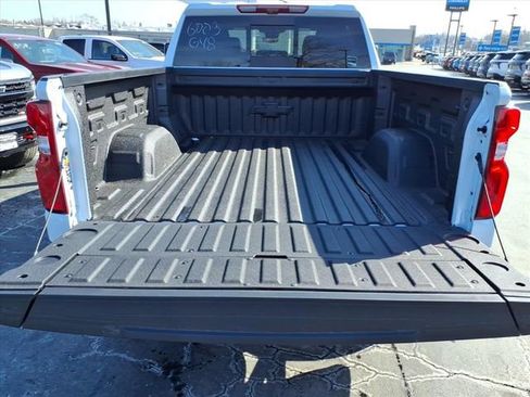 New 2026 Chevrolet Silverado 1500 High Country AWD/4WD image 4